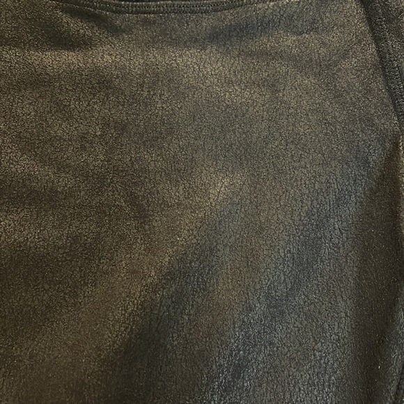 Ingrid + Isabel Maternity Active Leggings - Picture 4 of 8